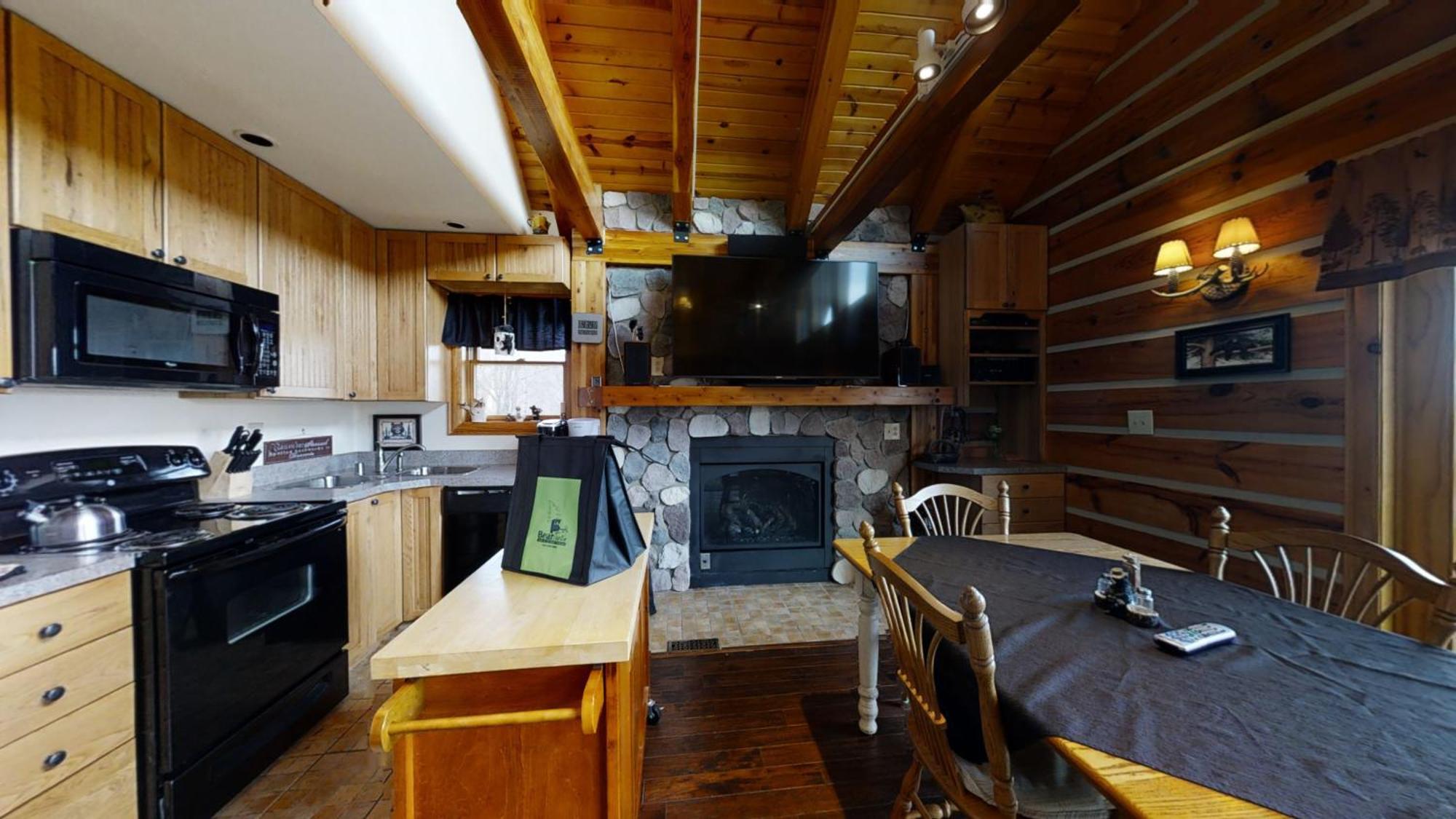 Bear Cave Villa Gatlinburg Exterior photo